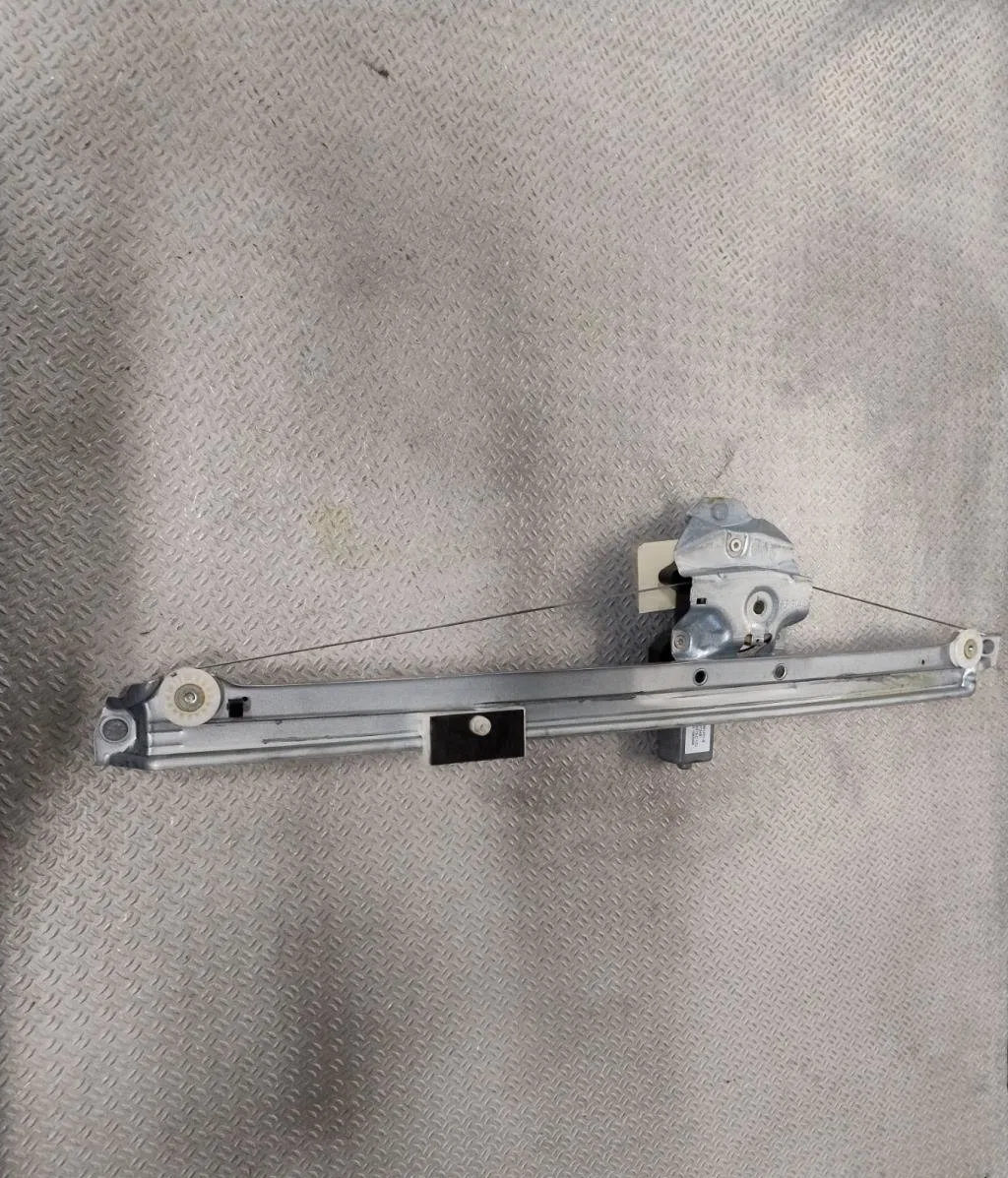 Mecanisme  moteur lève-glace avant droit Renault TRAFIC III Camionnette (FG_) 1.6 dci 125 (fgmh) (2015) occasion