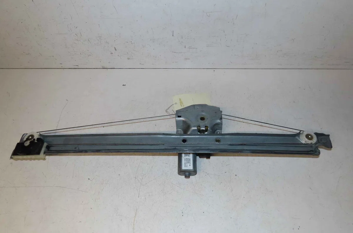 Mecanisme  moteur lève-glace avant droit RENAULT TRAFIC III occasion