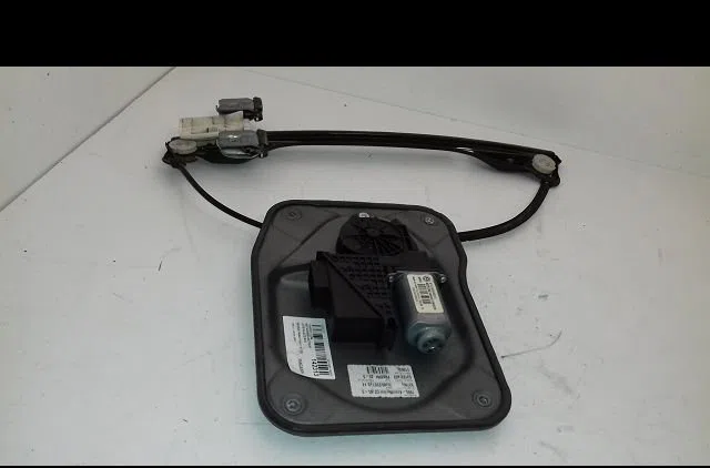 Mecanisme moteur lève-glace avant droit Skoda FABIA II (542) 1.4 (2007-2014) occasion