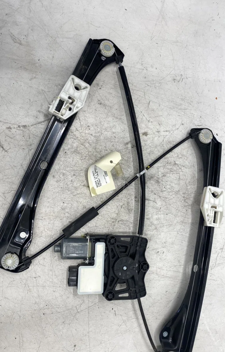 Mecanisme  moteur lève-glace avant droit Skoda FABIA IV (PJ3) 1.0 tsi (2021) occasion