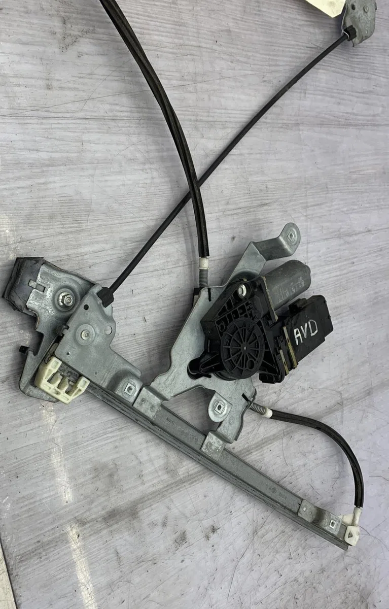 Mecanisme  moteur lève-glace avant droit SKODA OCTAVIA 1 PHASE 1 occasion