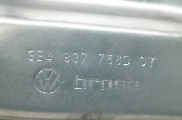 Mecanisme  moteur lève-glace avant droit SKODA SUPERB occasion
