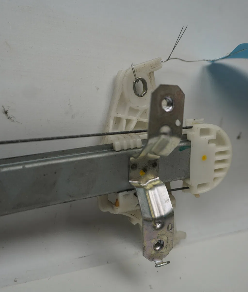 Mecanisme  moteur lève-glace avant droit Suzuki BALENO (FW, EW) 1.2 (a1k412) (2016) occasion