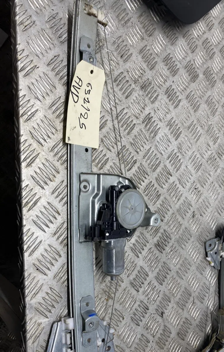 Mecanisme  moteur lève-glace avant droit SUZUKI GRAND VITARA 2 PHASE 1 occasion