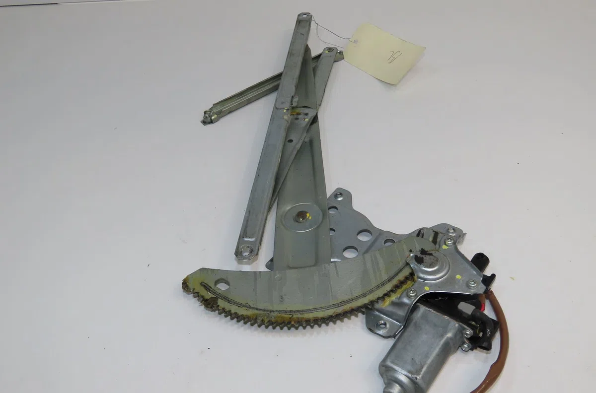 Mecanisme  moteur lève-glace avant droit Suzuki JIMNY Véhicule tout terrain fermé (SN) 1.5 ddis 4wd (sn415d) (2003) occa