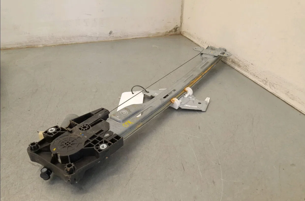 Mecanisme  moteur lève-glace avant droit Suzuki VITARA (LY) 1.6 (apk 416) (2015) occasion