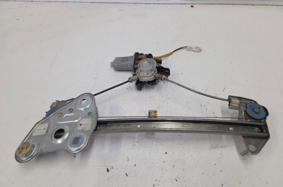 Mecanisme  moteur lève-glace avant droit TOYOTA CELICA 5 PHASE 1 COUPE occasion