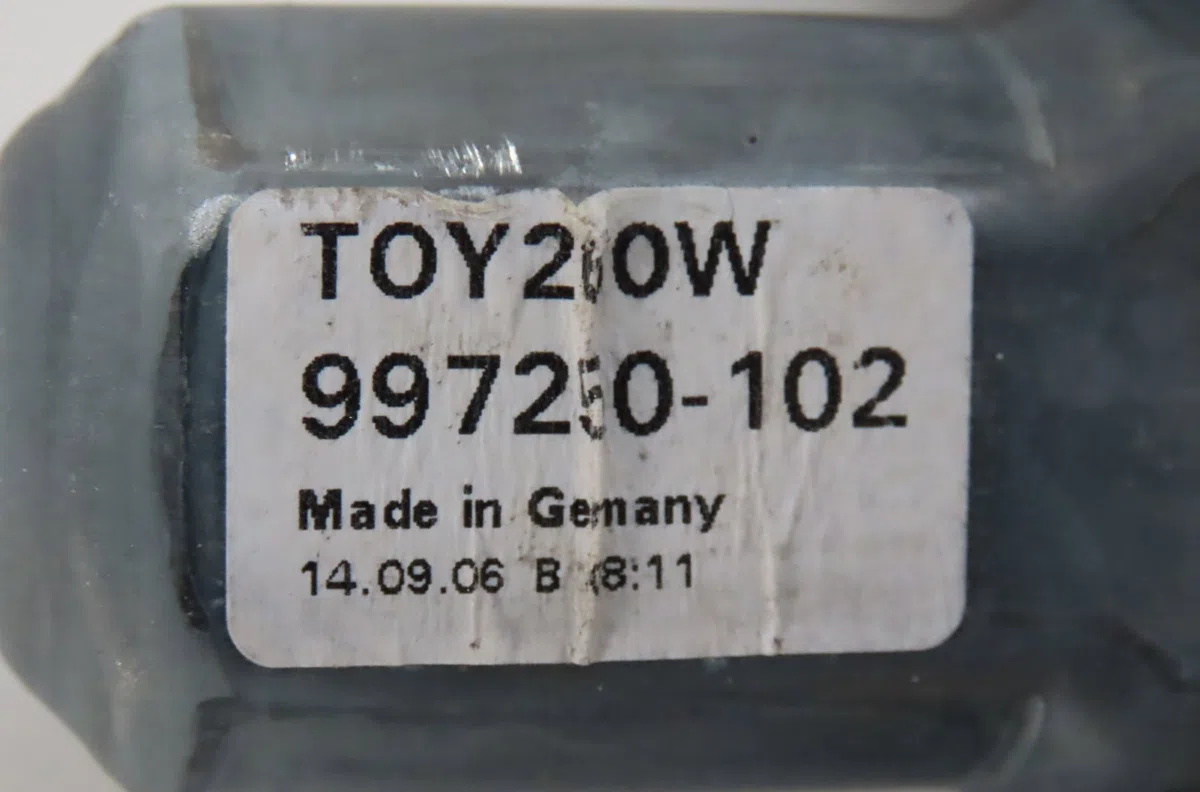 Mecanisme  moteur lève-glace avant droit Toyota COROLLA Verso (ZER_, ZZE12_, R1_) 1.8 (znr11_) (2004-2009) occasion