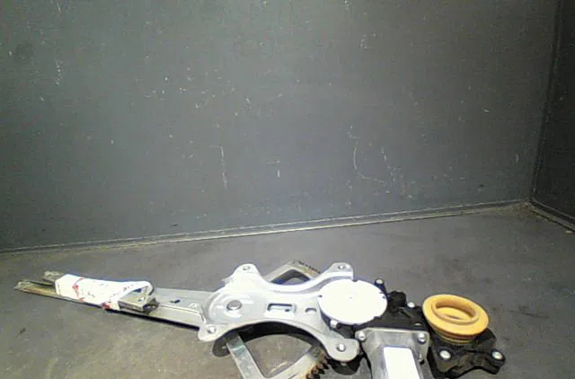 Mecanisme moteur lève-glace avant droit Toyota COROLLA Verso (ZER_, ZZE12_, R1_) 2.2 d-4d (aur10_) (2005-2009) 5 portes