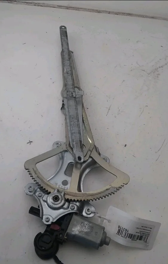 Mecanisme  moteur lève-glace avant droit Toyota RAV 4 II (_A2_) 2.0 d 4wd (cla20_, cla21_) (2001-2005) occasion
