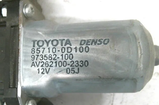Mecanisme  moteur lève-glace avant droit TOYOTA YARIS occasion