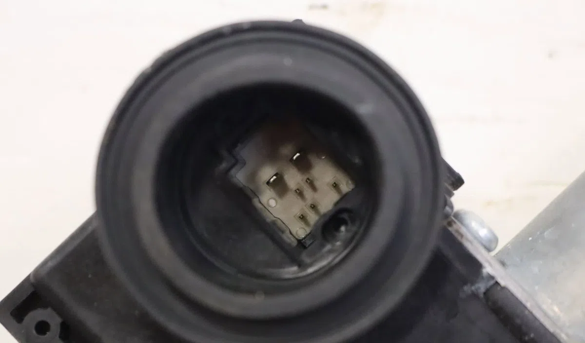 Mecanisme  moteur lève-glace avant droit Toyota YARIS (_P21_, _PA1_, _PH1_) 1.5 hybrid (mxph10, mxph11) (2020) 5 portes 