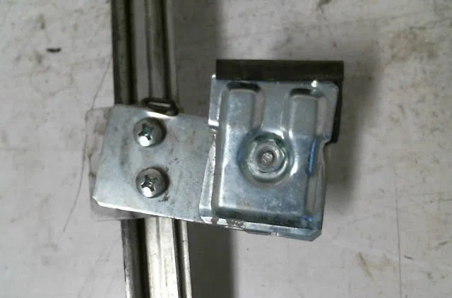 Mecanisme  moteur lève-glace avant droit Volkswagen GOLF III (1H1) 1.9 tdi (1993-1997) occasion