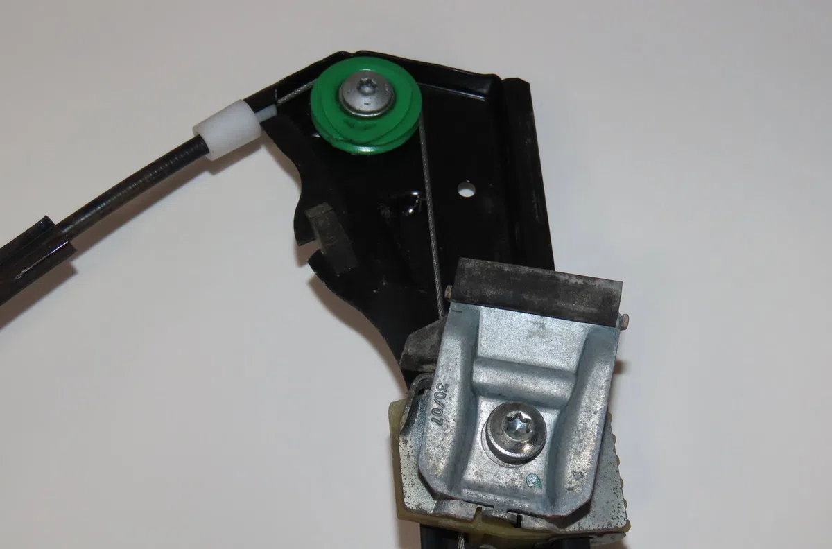 Mecanisme  moteur lève-glace avant droit Volkswagen GOLF V (1K1) 1.9 tdi (2003-2008) 5 portes occasion