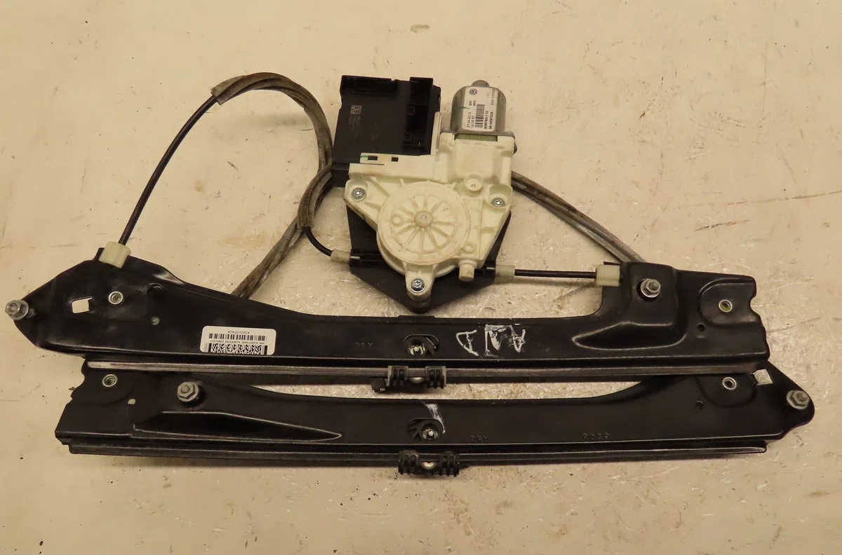 Mecanisme moteur lève-glace avant droit Volkswagen JETTA IV (162, 163, AV3, AV2) 1.4 tsi hybrid (2011) occasion