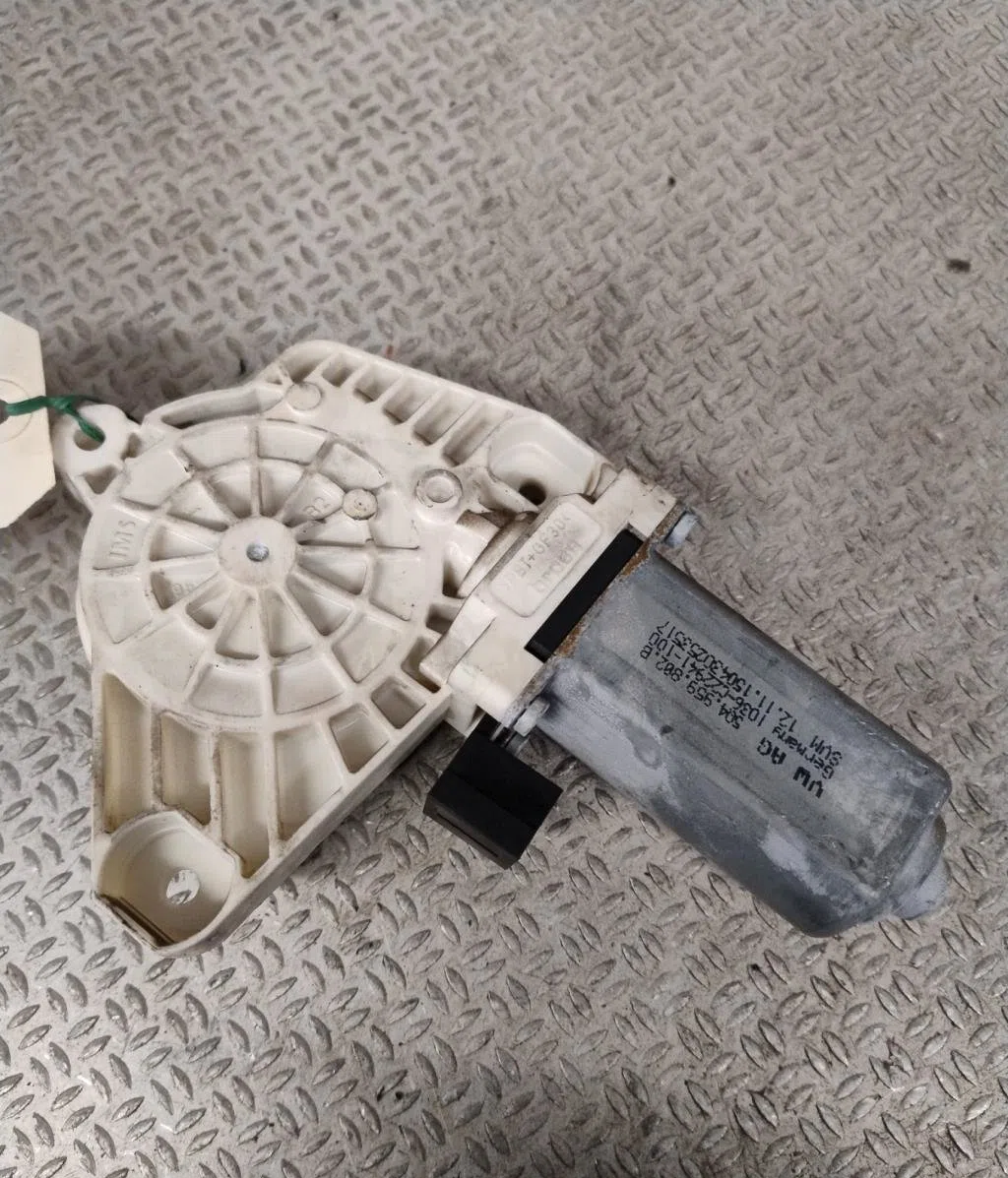 Mecanisme  moteur lève-glace avant droit VOLKSWAGEN PASSAT 7  PASSAT 7 PHASE 1 occasion