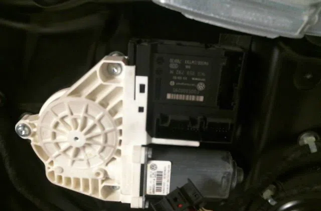 Mecanisme  moteur lève-glace avant droit Volkswagen PASSAT B6 (3C2) 1.9 tdi (2005-2010) 4 portes occasion