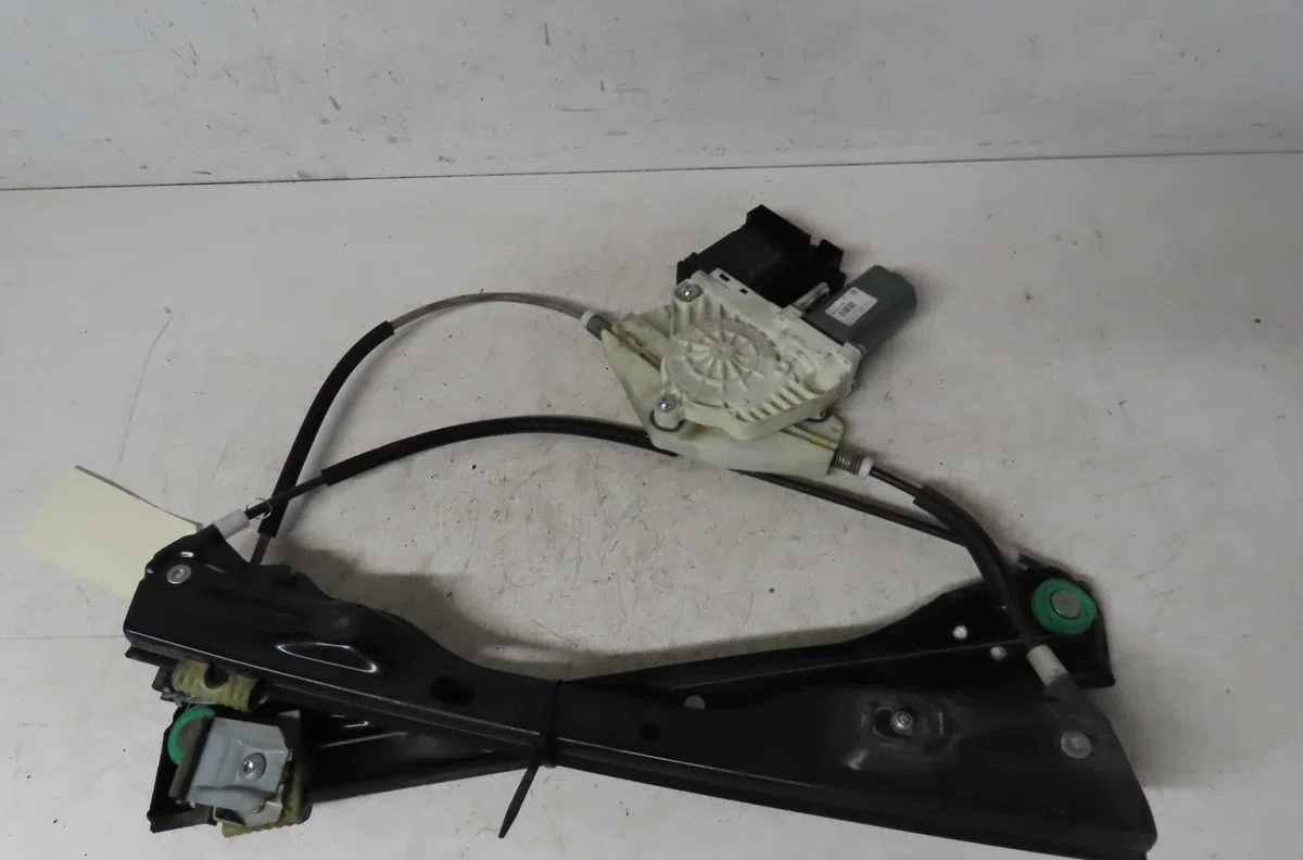 Mecanisme  moteur lève-glace avant droit VOLKSWAGEN PASSAT V occasion