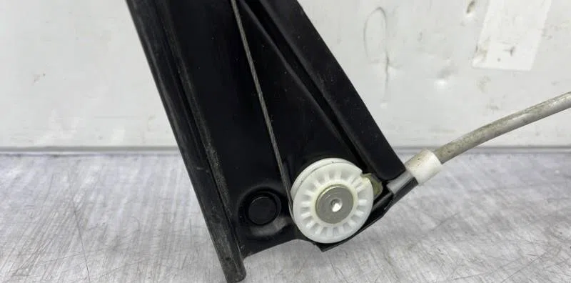 Mecanisme  moteur lève-glace avant droit VOLKSWAGEN POLO 5 PHASE 1 occasion