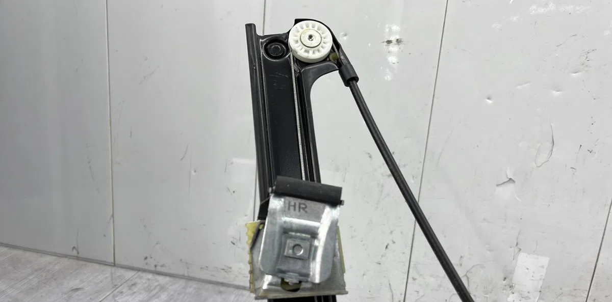 Mecanisme  moteur lève-glace avant droit VOLKSWAGEN POLO 5 PHASE 2 occasion