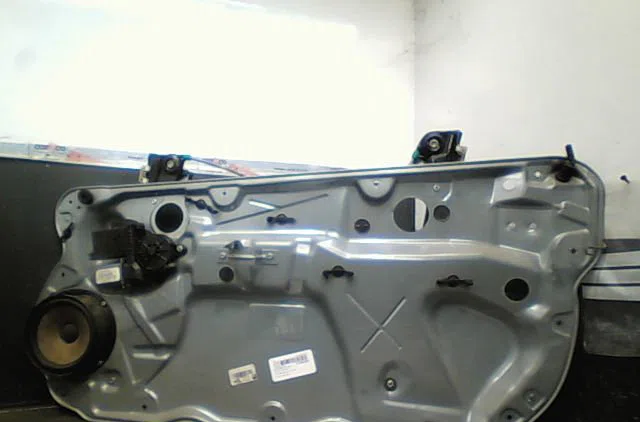Mecanisme moteur lève-glace avant droit Volkswagen POLO (9N_, 9A_) 1.4 tdi (2001-2005) 5 portes occasion