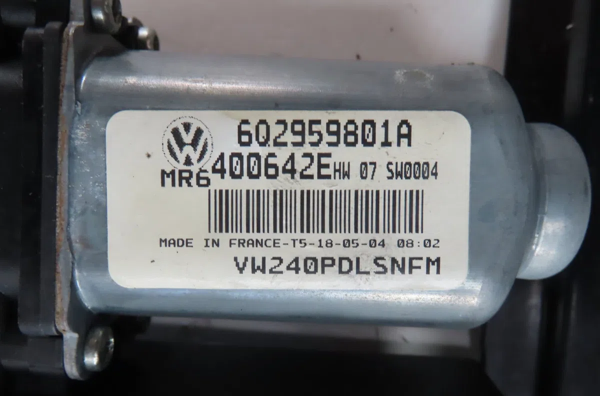 Mecanisme  moteur lève-glace avant droit Volkswagen POLO (9N_, 9A_) 1.9 tdi (2001-2009) 5 portes occasion