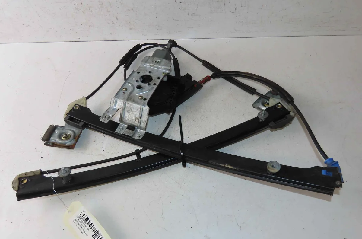 Mecanisme  moteur lève-glace avant droit VOLKSWAGEN POLO III occasion