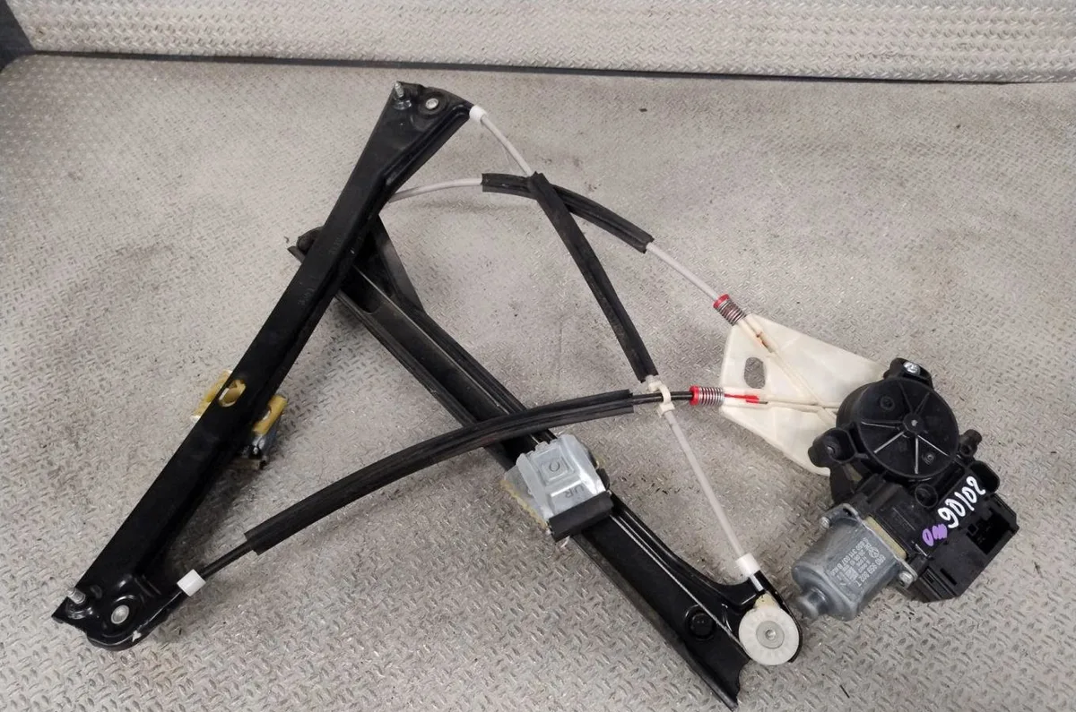 Mecanisme moteur lève-glace avant droit Volkswagen POLO V (6R1, 6C1) 1.4 (6r1) (2009-2014) occasion