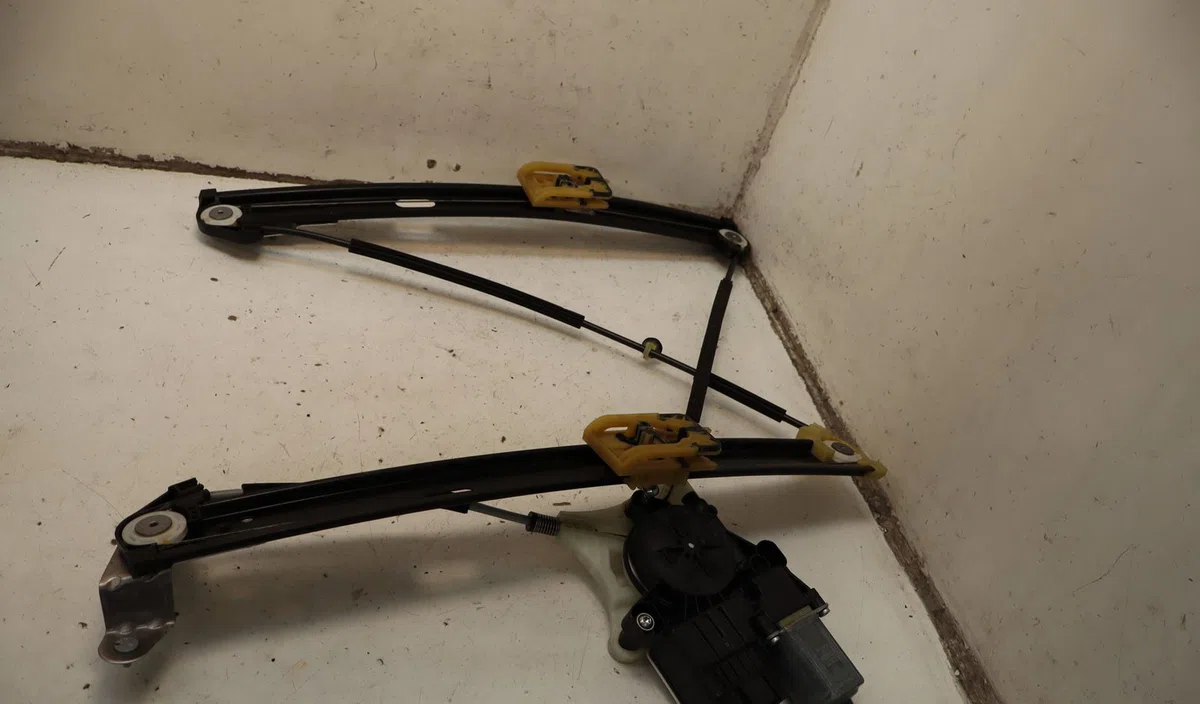 Mecanisme  moteur lève-glace avant droit Volkswagen POLO VI (AW1, BZ1, AE1) 1.0 tsi (2017) occasion