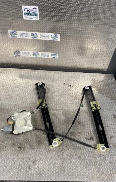 Mecanisme  moteur lève-glace avant droit Volkswagen T-ROC (A11, D11) 1.5 tsi (2017) occasion