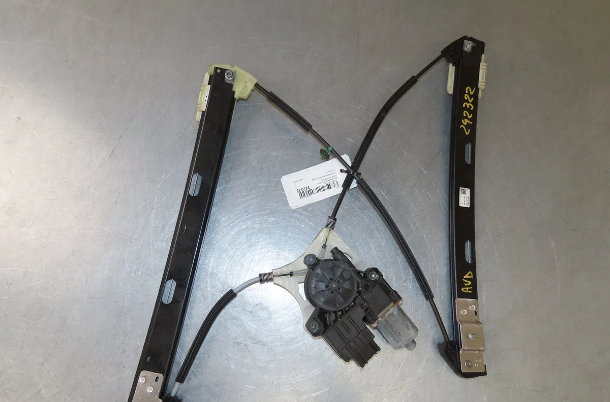 Mecanisme moteur lève-glace avant droit Volkswagen TAIGO (CS1) 1.5 tsi (2021) occasion