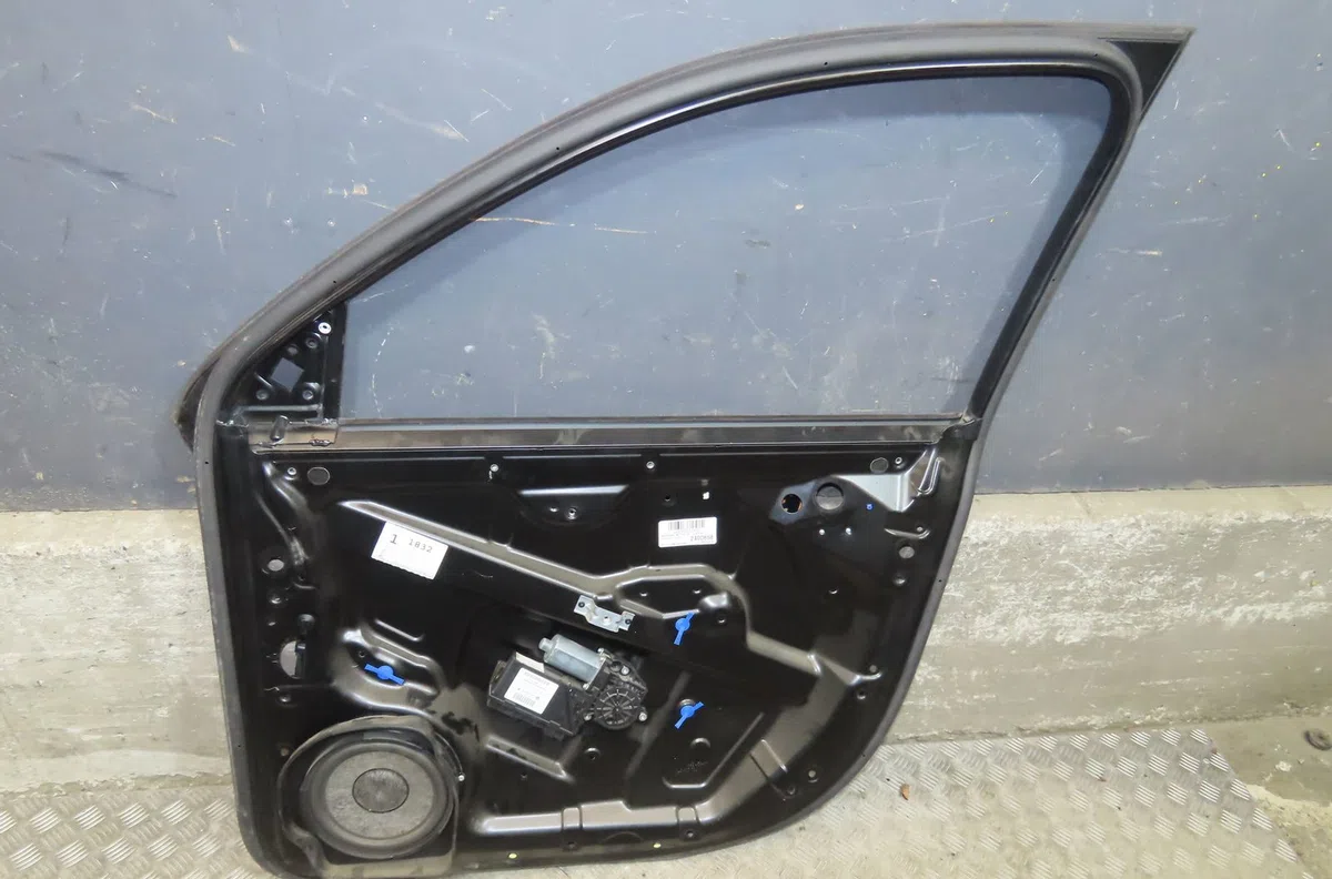 Mecanisme moteur lève-glace avant droit Volkswagen TOUAREG (7LA, 7L6, 7L7) 3.0 v6 tdi (2004-2010) occasion