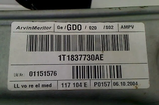 Mecanisme  moteur lève-glace avant droit Volkswagen TOURAN (1T1, 1T2) 1.6 (2003-2010) occasion