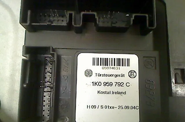 Mecanisme  moteur lève-glace avant droit Volkswagen TOURAN (1T1, 1T2) 1.6 (2003-2010) occasion