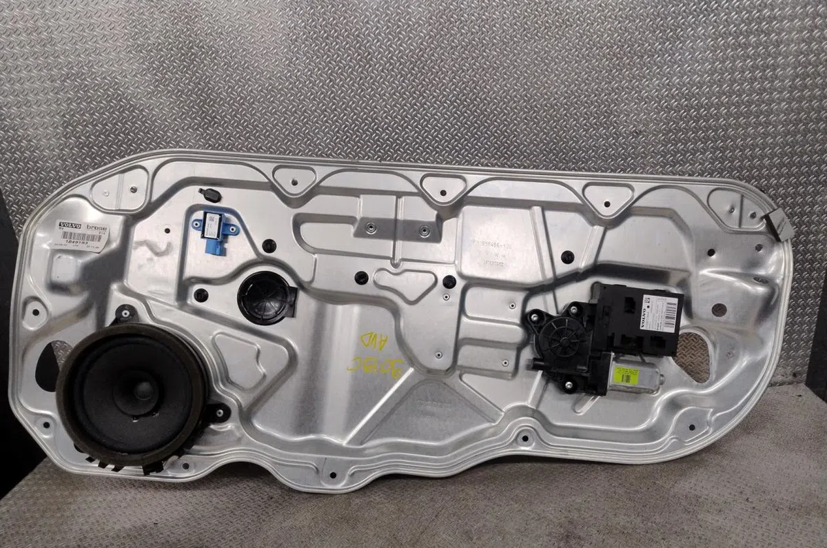 Mecanisme  moteur lève-glace avant droit VOLVO C 30  C 30 PHASE 2 occasion
