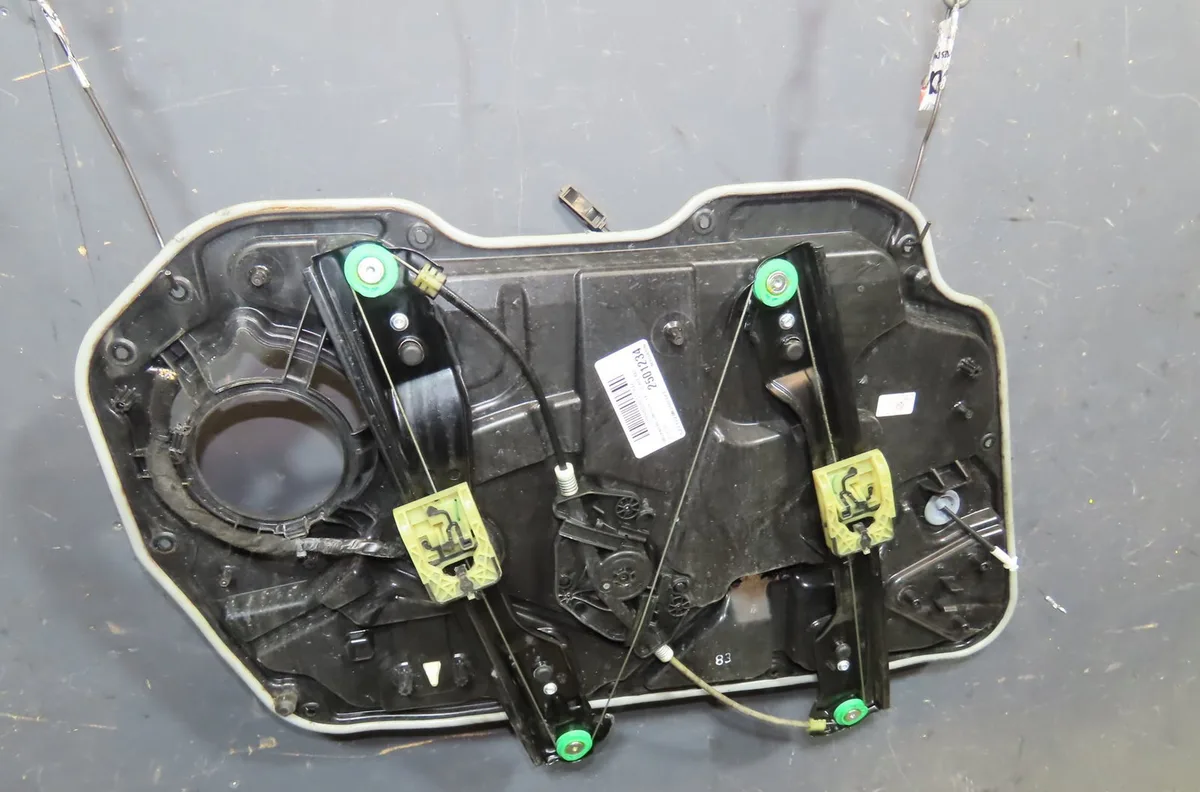Mecanisme moteur lève-glace avant droit Volvo V60 I Cross Country (157) D4 (2015-2018) occasion