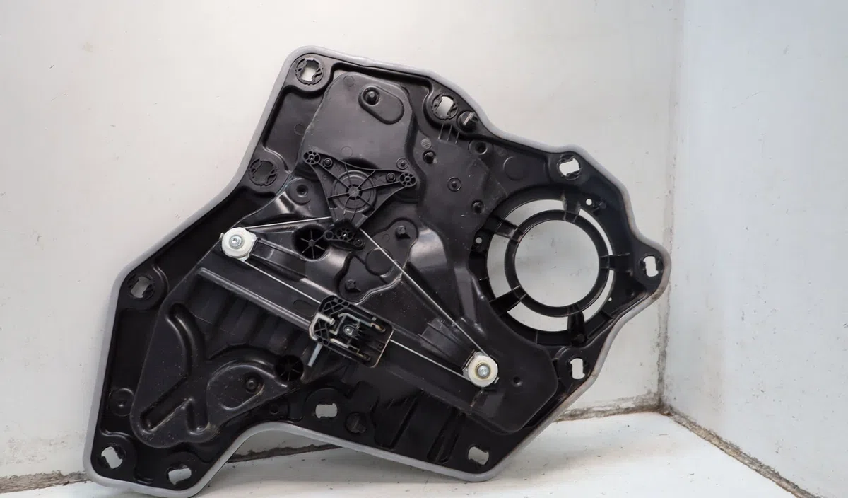 Mecanismemoteur leve-glace ard Ford FIESTA VII (HJ, HF) 1.0 ecoboost mhev active (2021) occasion