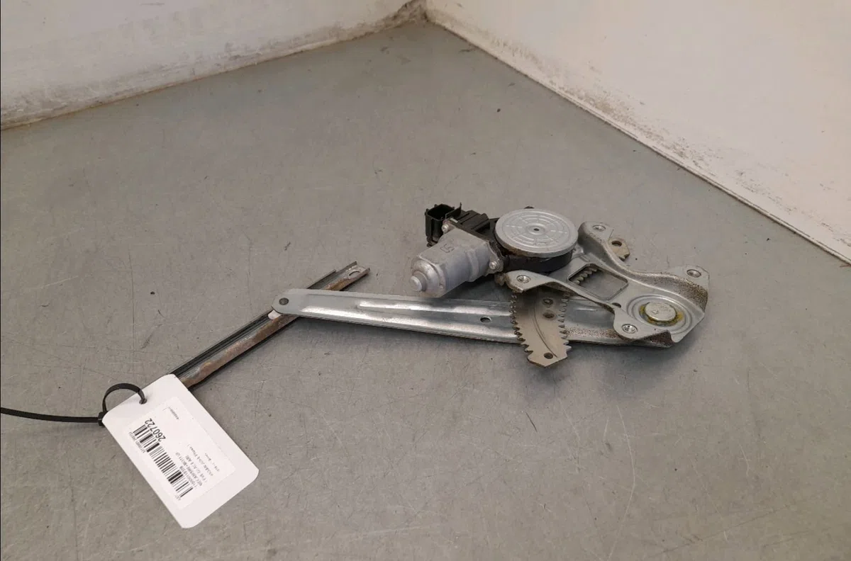 Mecanismemoteur leve-glace ard Nissan JUKE (F15) 1.6 (2010) 5 portes occasion