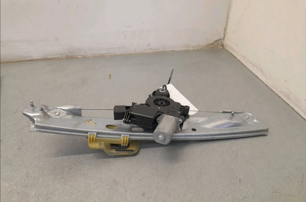 Mecanismemoteur leve-glace ard Opel ASTRA K (B16) 1.4 turbo (68) (2015) occasion
