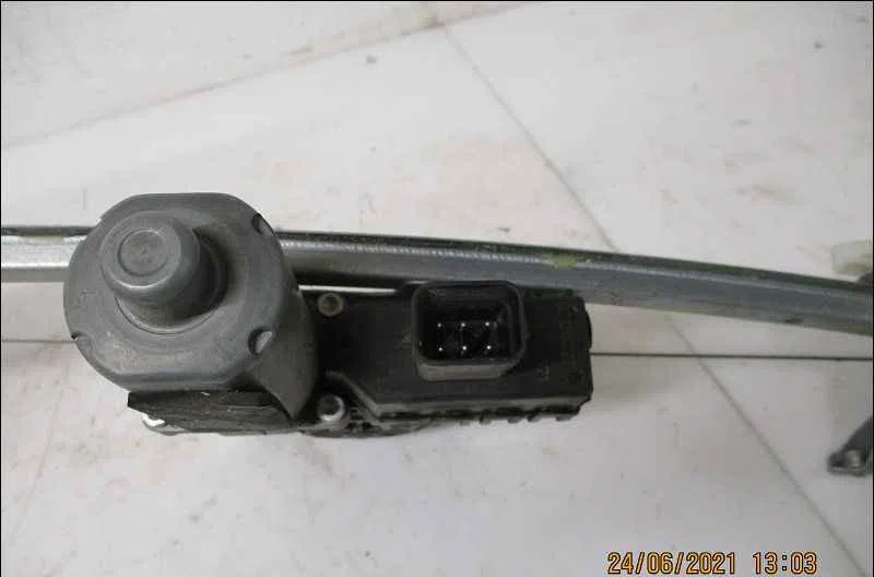 Mecanismemoteur leve-glace ard OPEL ZAFIRA II occasion