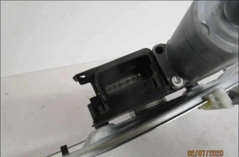 Mecanismemoteur leve-glace ard PEUGEOT 208 I occasion