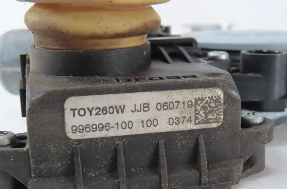 Mecanismemoteur leve-glace ard Toyota COROLLA Verso (ZER_, ZZE12_, R1_) 1.8 (znr11_) (2004-2009) occasion