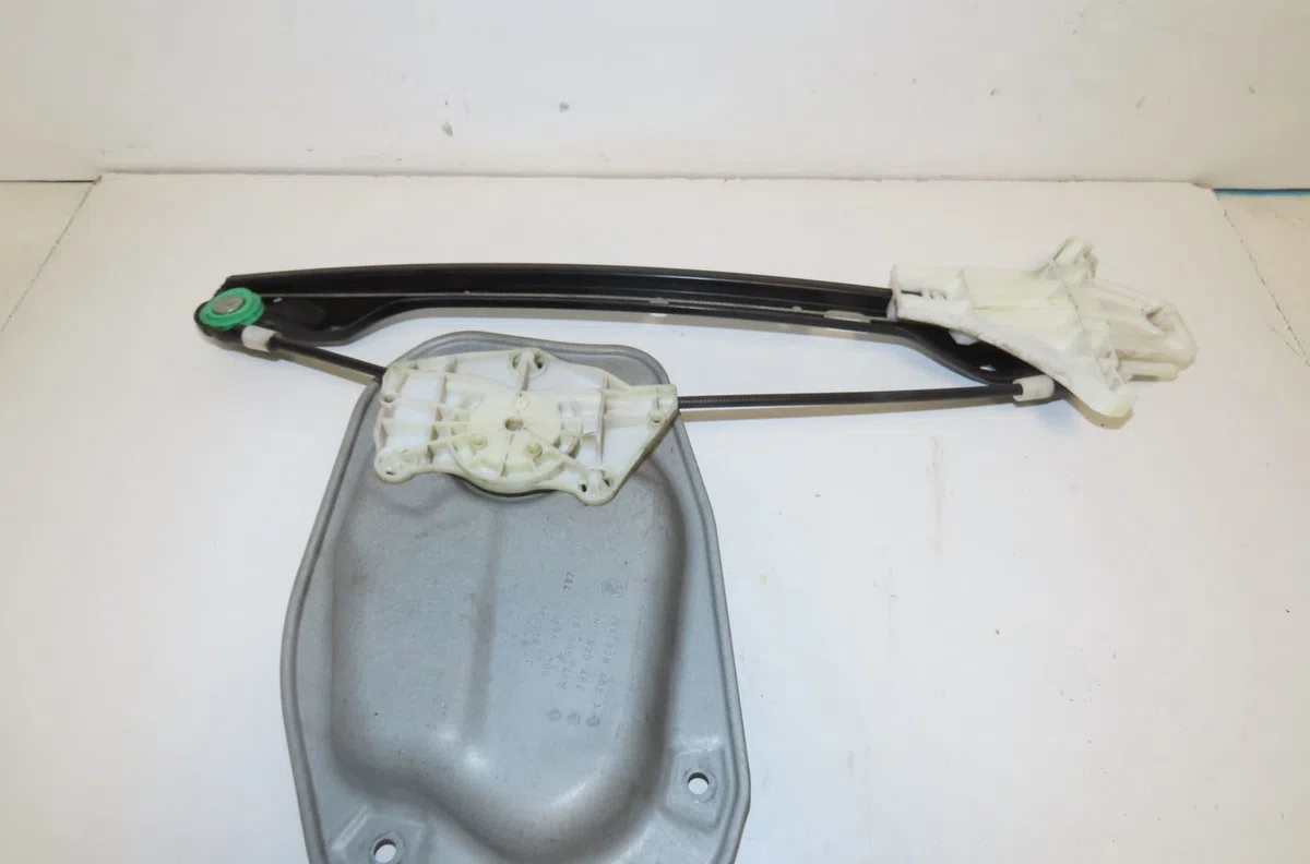 Mecanismemoteur leve-glace ard Volkswagen GOLF V (1K1) 1.9 tdi (2003-2008) occasion
