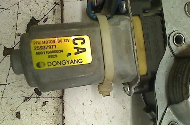 Mecanismemoteur leve-glace arg Chevrolet CAPTIVA (C100, C140) 2.0 d 4wd (2006-2009) occasion