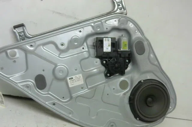 Mecanismemoteur leve-glace arg Ford C-MAX (DM2) 1.6 tdci (2007-2010) 5 portes occasion