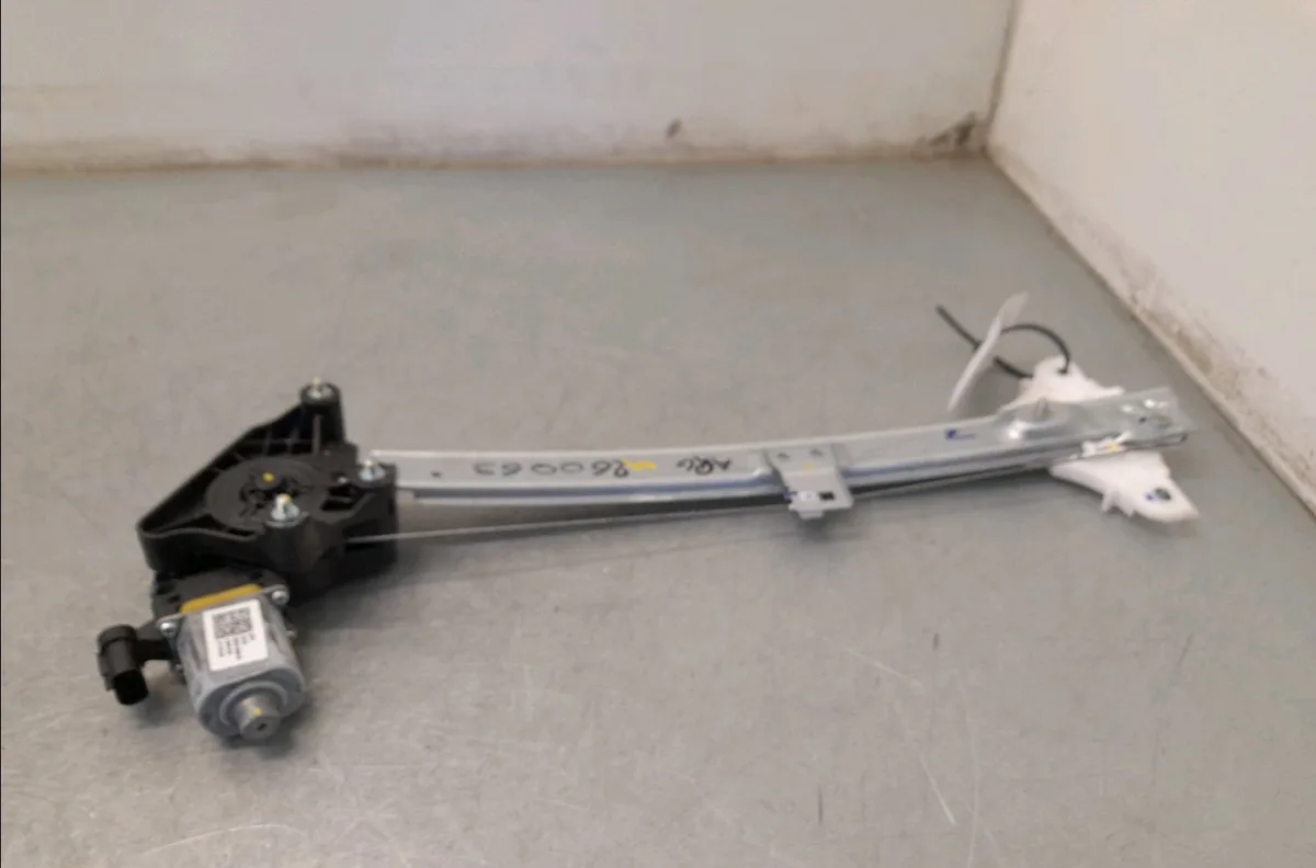 Mecanismemoteur leve-glace arg Hyundai I20 III (BC3, BI3) 1.0 t-gdi hybrid 48v (2020) occasion