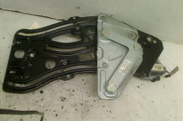 Mecanismemoteur leve-glace arg Peugeot 207 CC (WD_) 1.6 hdi (2007-2015) occasion
