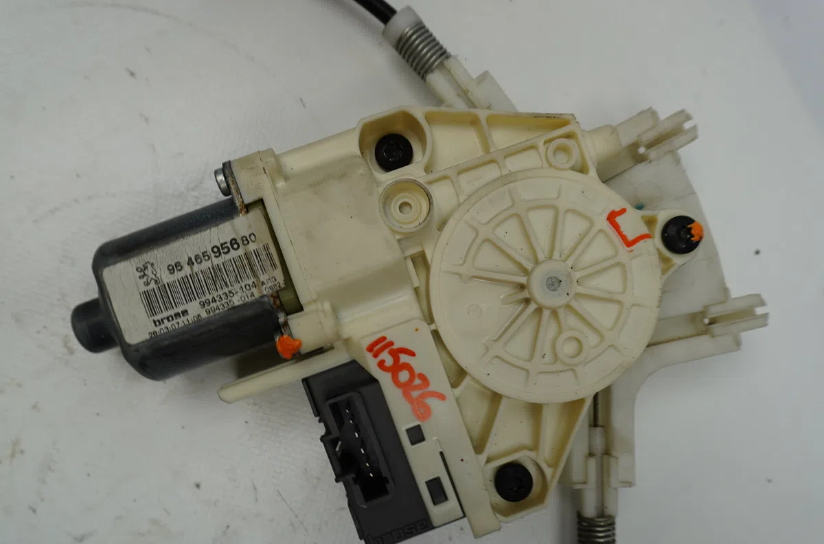Mecanismemoteur leve-glace arg Peugeot 407 (6D_) 2.0 hdi 135 (6drhrh, 6drhre, 6drhrg, 6drhrj) (2004-2010) 4 portes occas