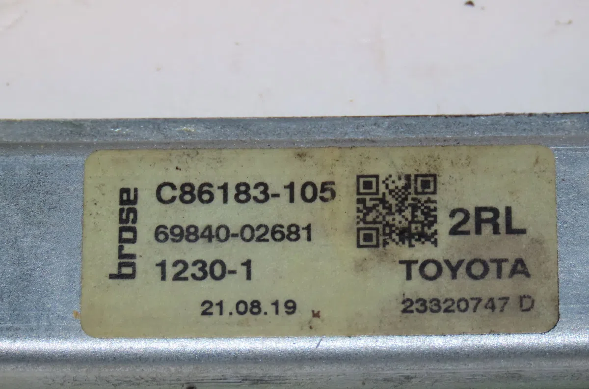 Mecanismemoteur leve-glace arg Toyota COROLLA 3-5 portes (_E21_) 1.8 hybrid (zwe211) (2018) 5 portes occasion