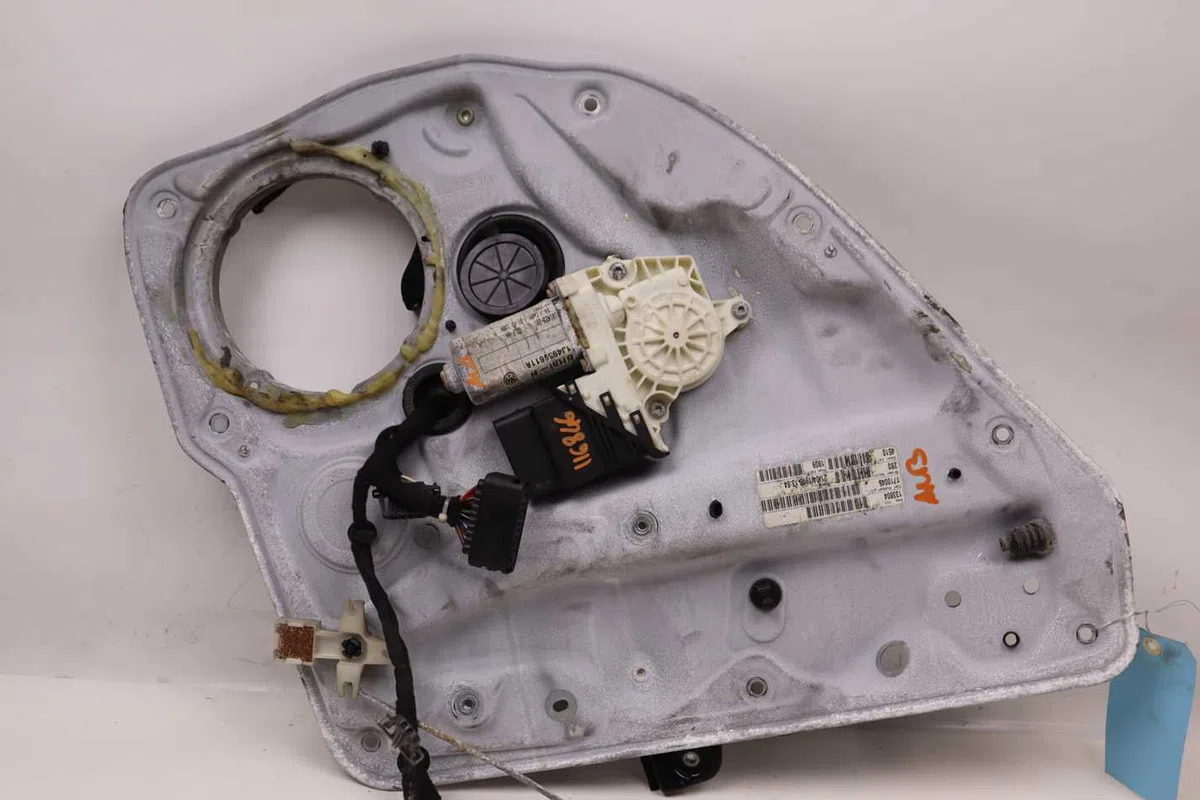 Mecanismemoteur leve-glace arg Volkswagen GOLF IV (1J1) 1.9 sdi (1997-2005) occasion
